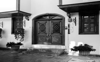 Why Solid Teak Exterior Doors Remain A Timeless Choice For Homes